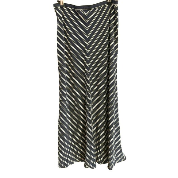 Lauren Ralph Lauren Navy Blue Cream Chevron Silk Maxi Skirt Size 10 Old Money - Picture 1 of 4